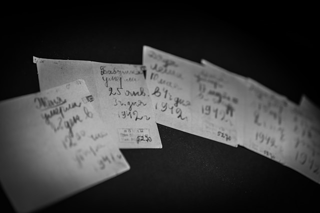 Strategies for Using Visual Aids to Study Historical Timelines